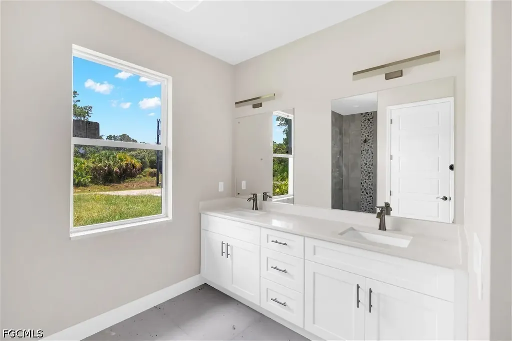208 Clover Avenue Labelle FL 33935