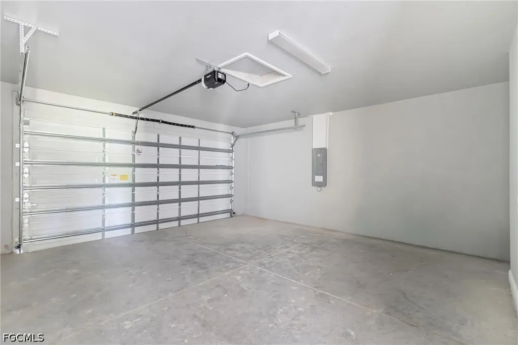 208 Clover Avenue Labelle FL 33935
