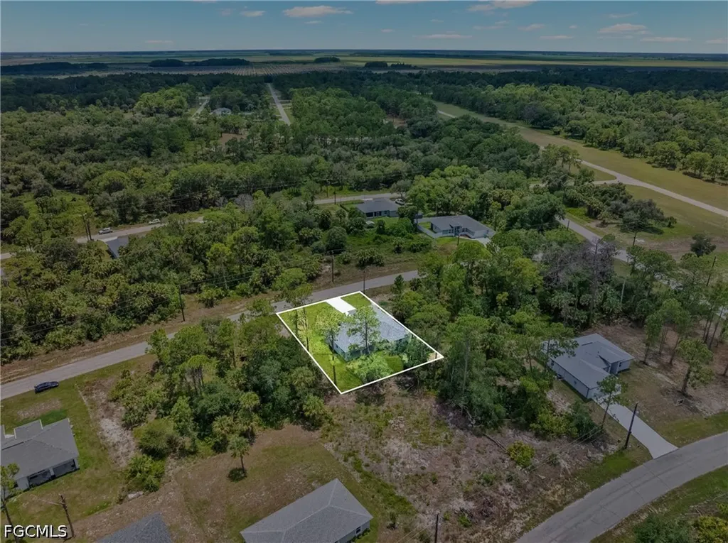 208 Clover Avenue Labelle FL 33935