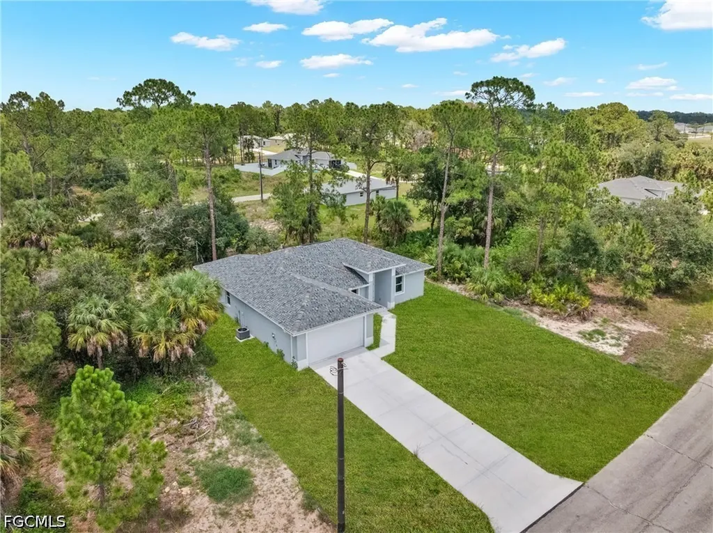 208 Clover Avenue Labelle FL 33935