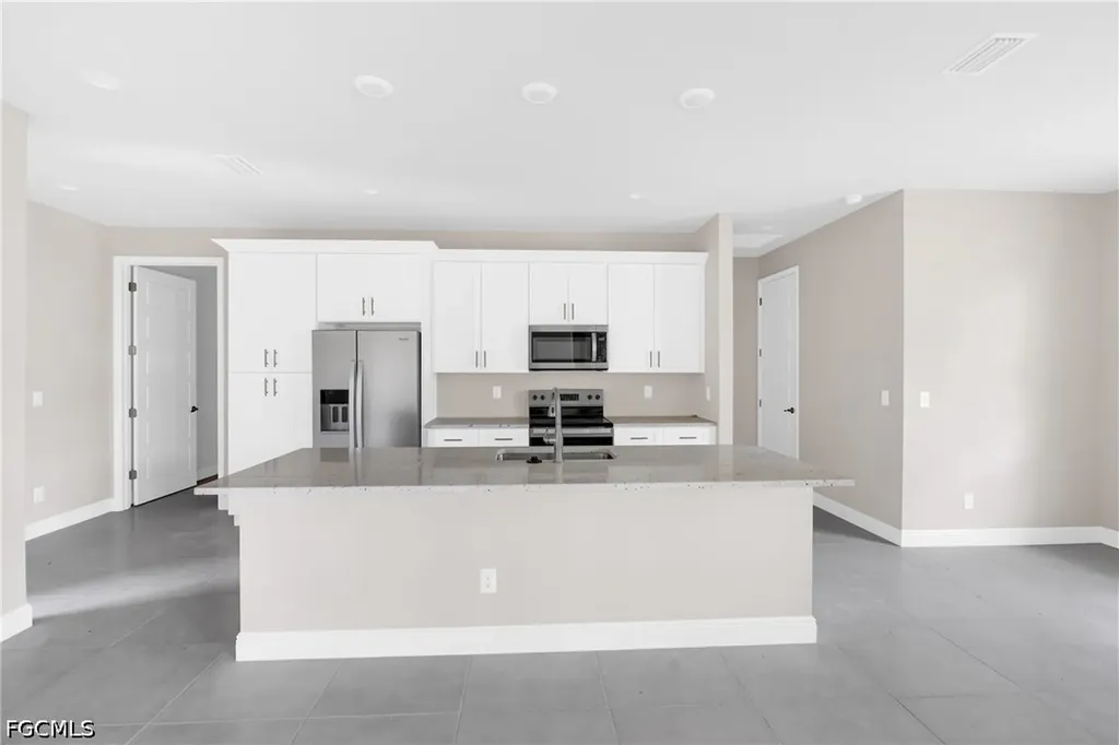 208 Clover Avenue Labelle FL 33935