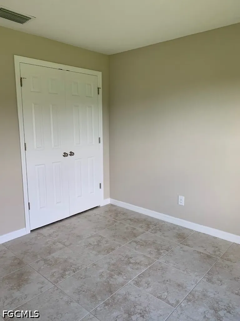 2413 NW 29th Street Cape Coral FL 33993