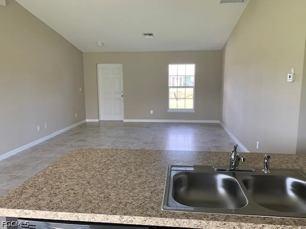 2413 NW 29th Street Cape Coral FL 33993