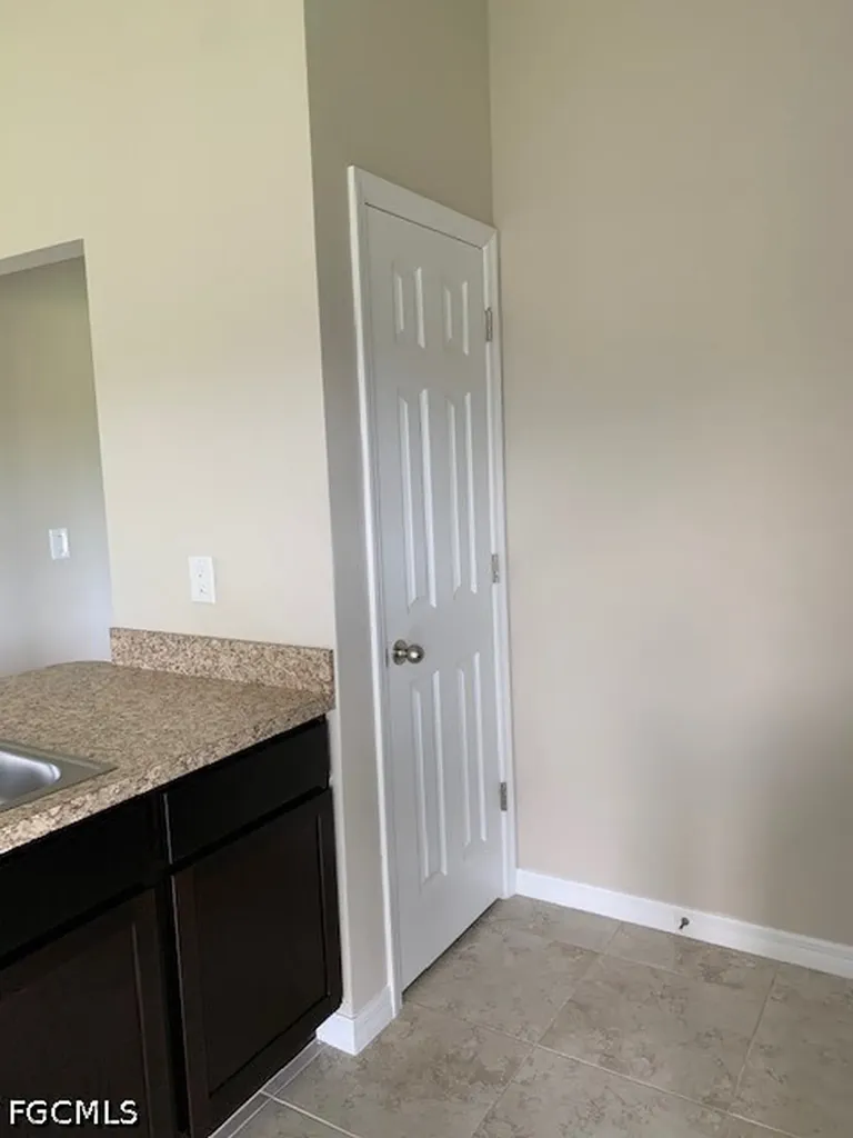 2413 NW 29th Street Cape Coral FL 33993