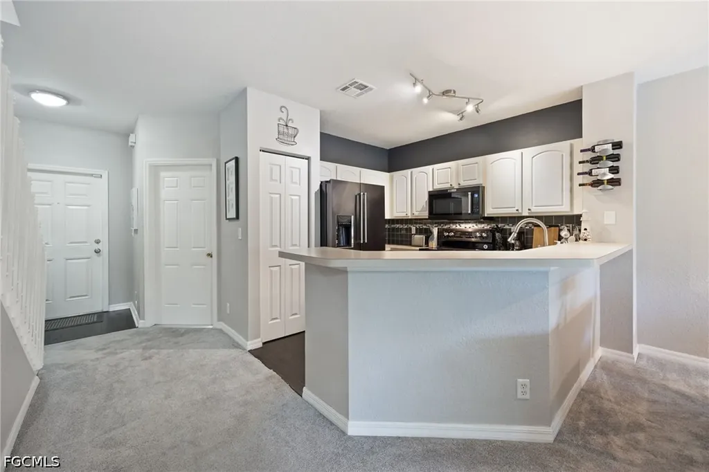 10083 Poppy Hill Drive Fort Myers FL 33966