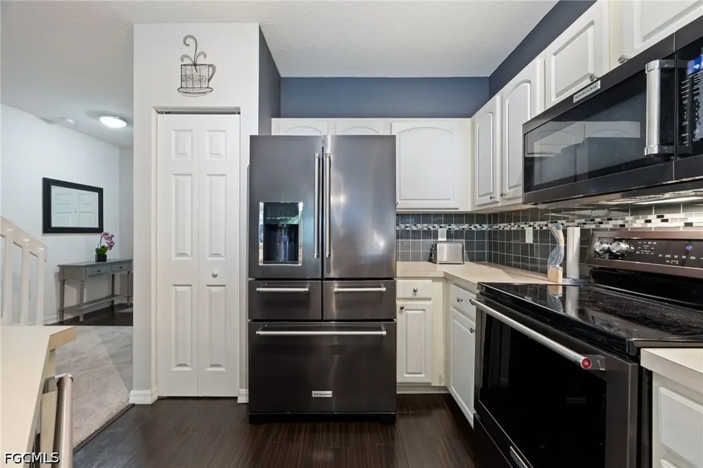 10083 Poppy Hill Drive Fort Myers FL 33966