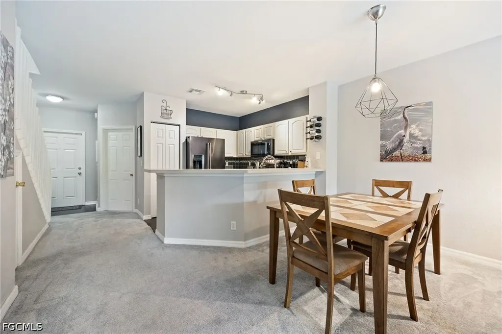 10083 Poppy Hill Drive Fort Myers FL 33966
