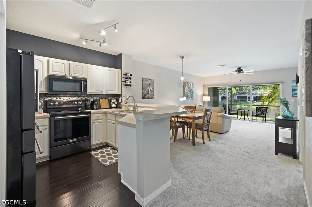 10083 Poppy Hill Drive Fort Myers FL 33966