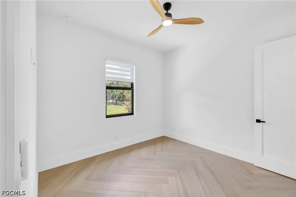 2014 SW 8th Place Cape Coral FL 33991