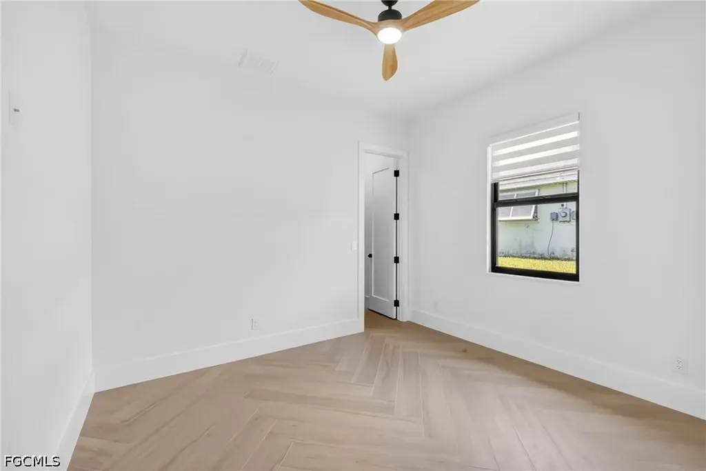 2014 SW 8th Place Cape Coral FL 33991