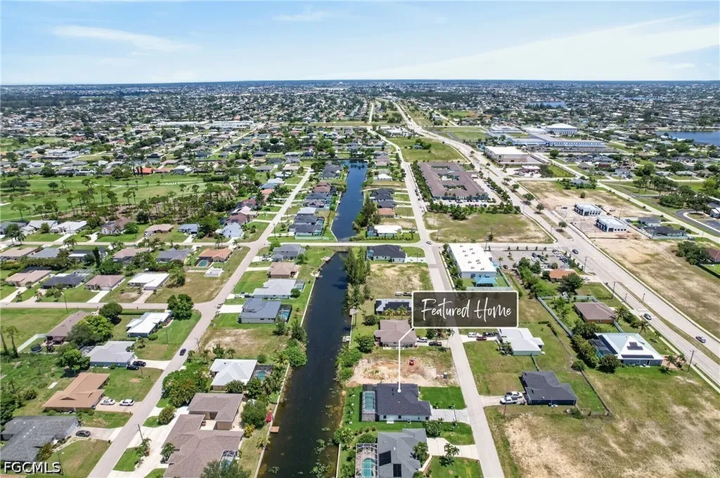 2014 SW 8th Place Cape Coral FL 33991