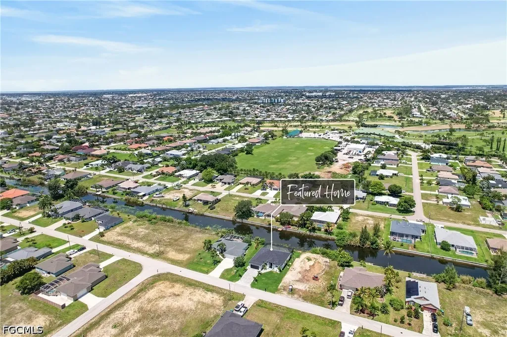 2014 SW 8th Place Cape Coral FL 33991