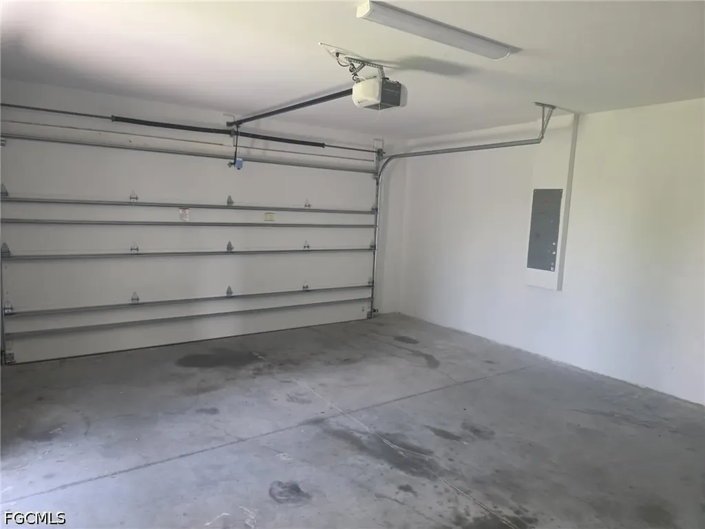 1220 Chiquita Boulevard N Cape Coral FL 33993