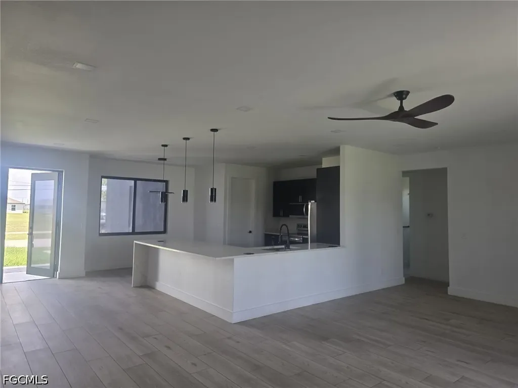 1220 Chiquita Boulevard N Cape Coral FL 33993