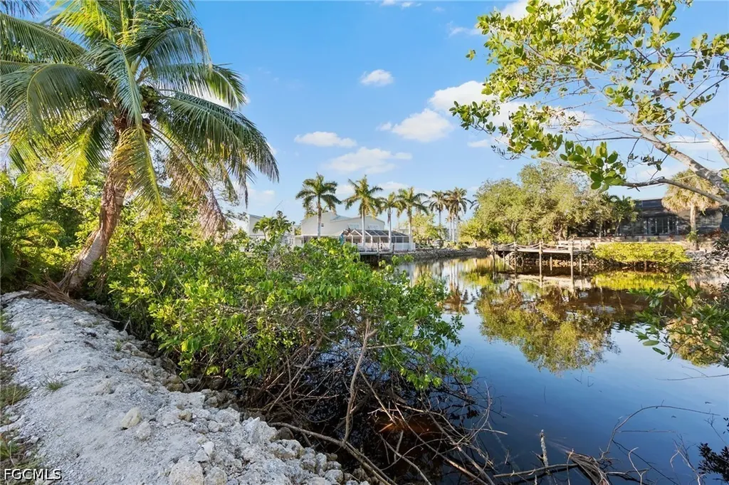 3665 Riviera Circle Bonita Springs FL 34134