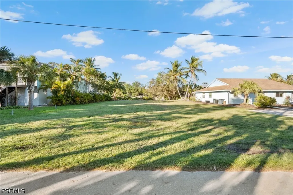 3665 Riviera Circle Bonita Springs FL 34134