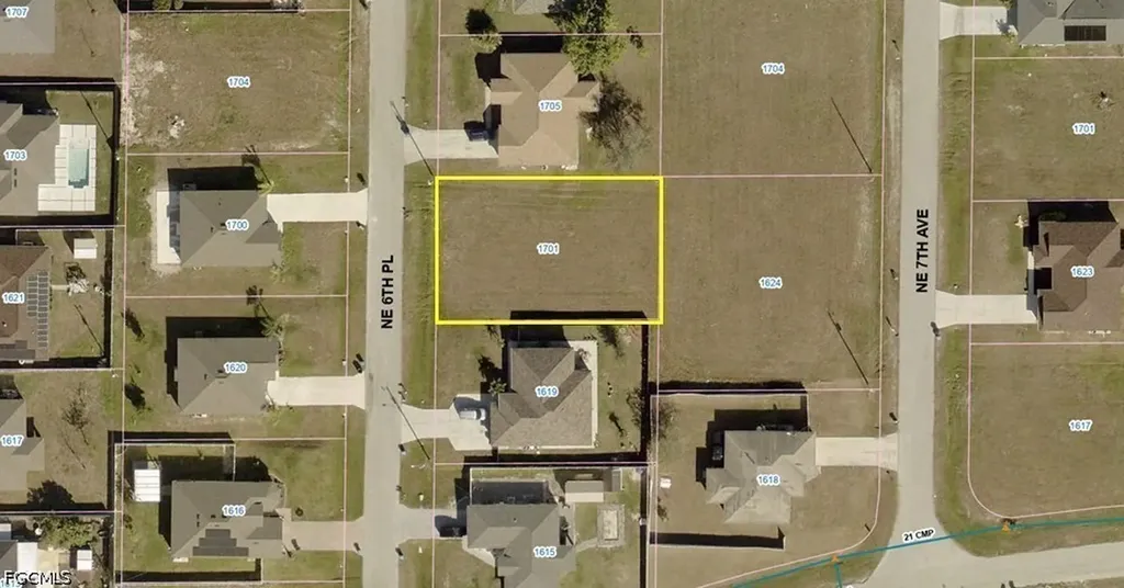 1701 NE 6th Place Cape Coral FL 33909