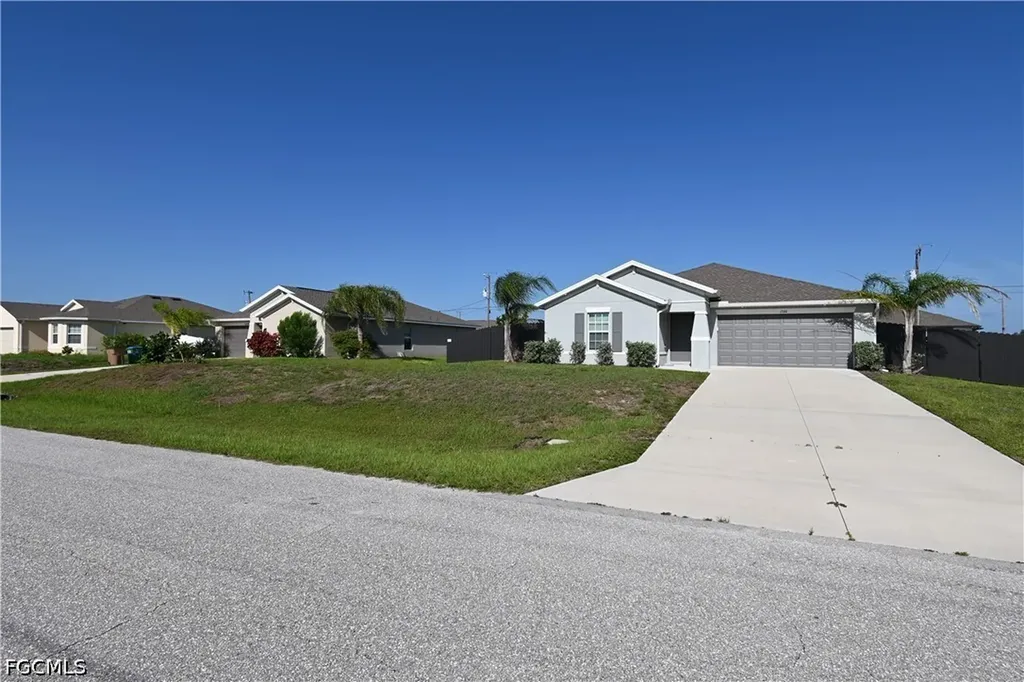1701 NE 6th Place Cape Coral FL 33909
