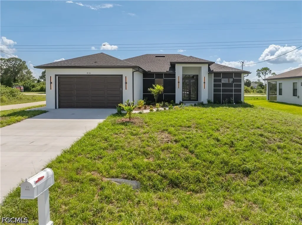 816 Floyd Avenue S Lehigh Acres FL 33976