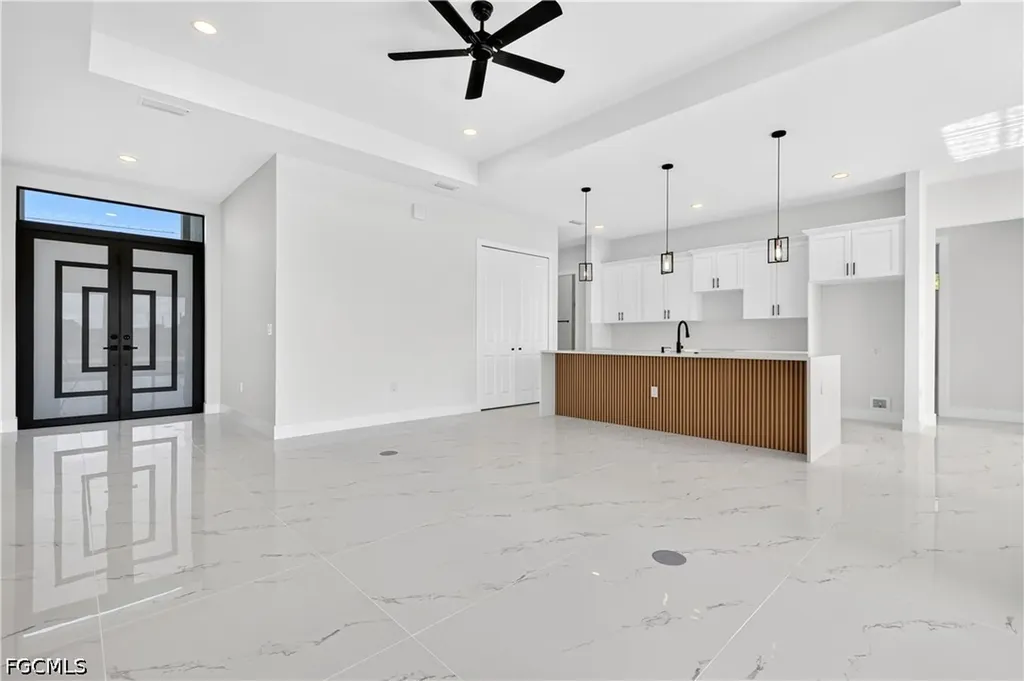 816 Floyd Avenue S Lehigh Acres FL 33976