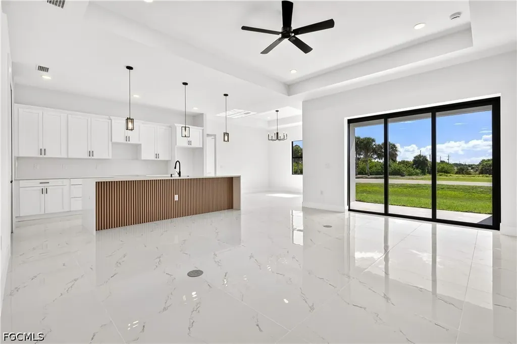 816 Floyd Avenue S Lehigh Acres FL 33976