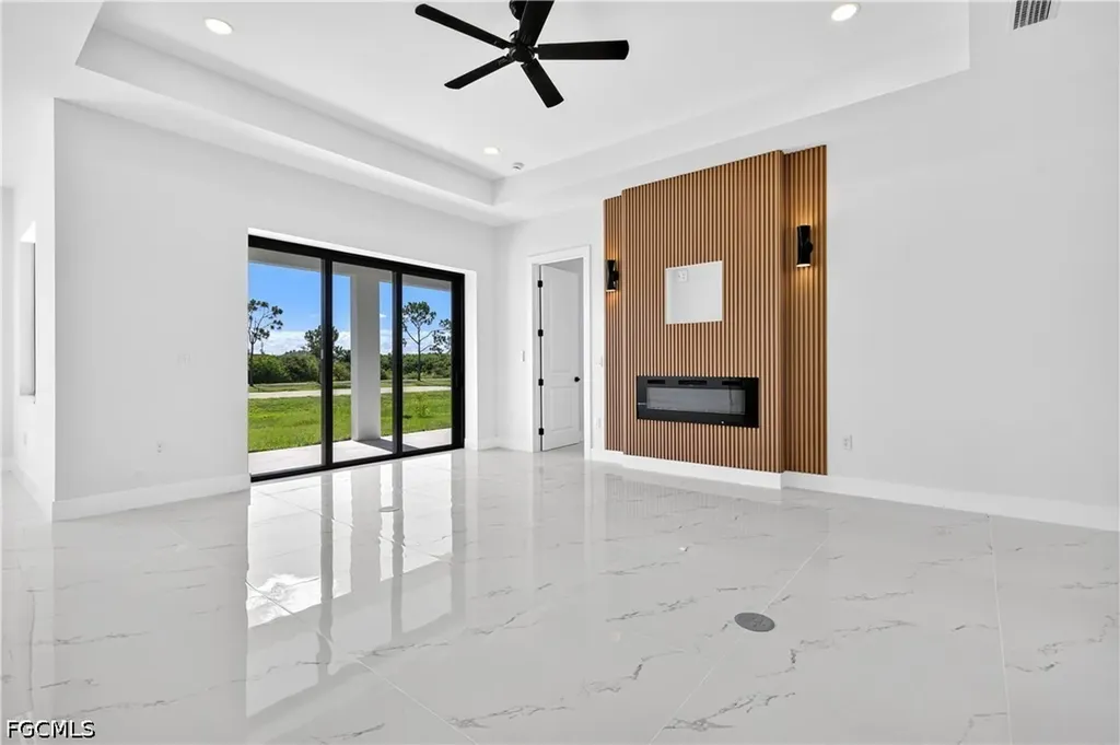 816 Floyd Avenue S Lehigh Acres FL 33976