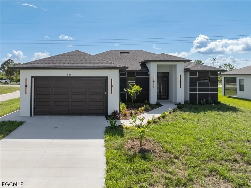 816 Floyd Avenue S Lehigh Acres FL 33976