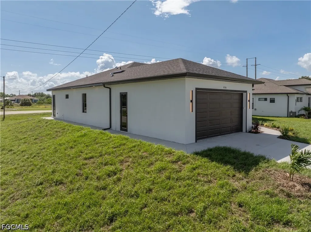 816 Floyd Avenue S Lehigh Acres FL 33976