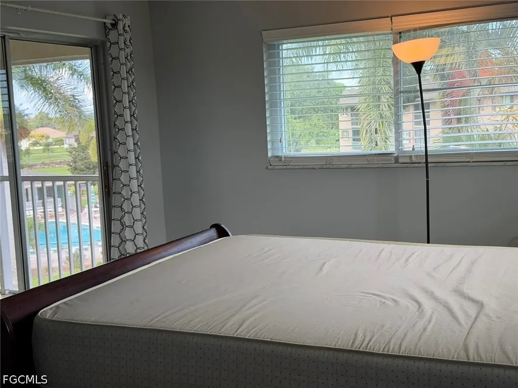 5467 Rattlesnake Hamm Road Naples FL 34113