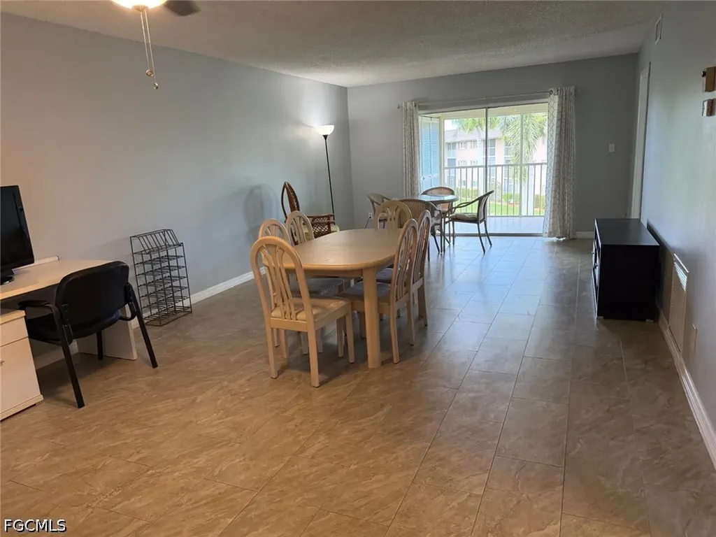 5467 Rattlesnake Hamm Road Naples FL 34113