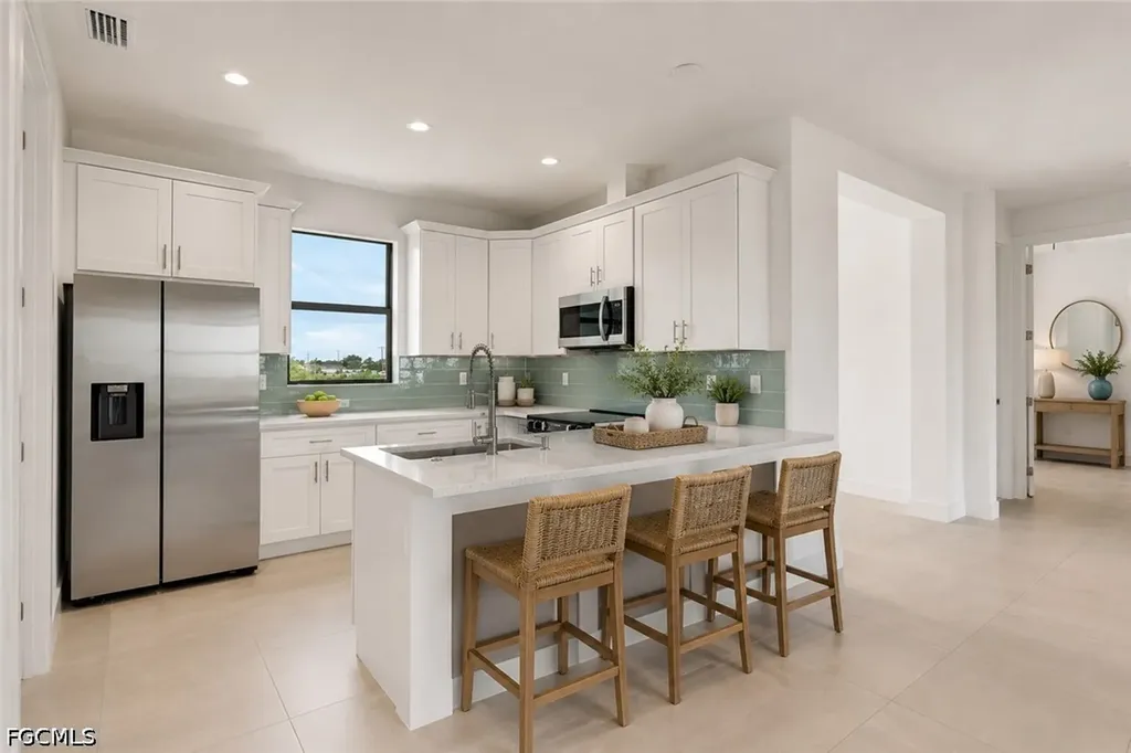 1412 NE 2nd Place Cape Coral FL 33909