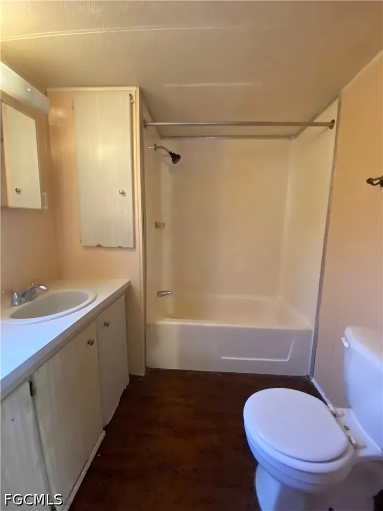 2211 Cantor Lane North Fort Myers FL 33917