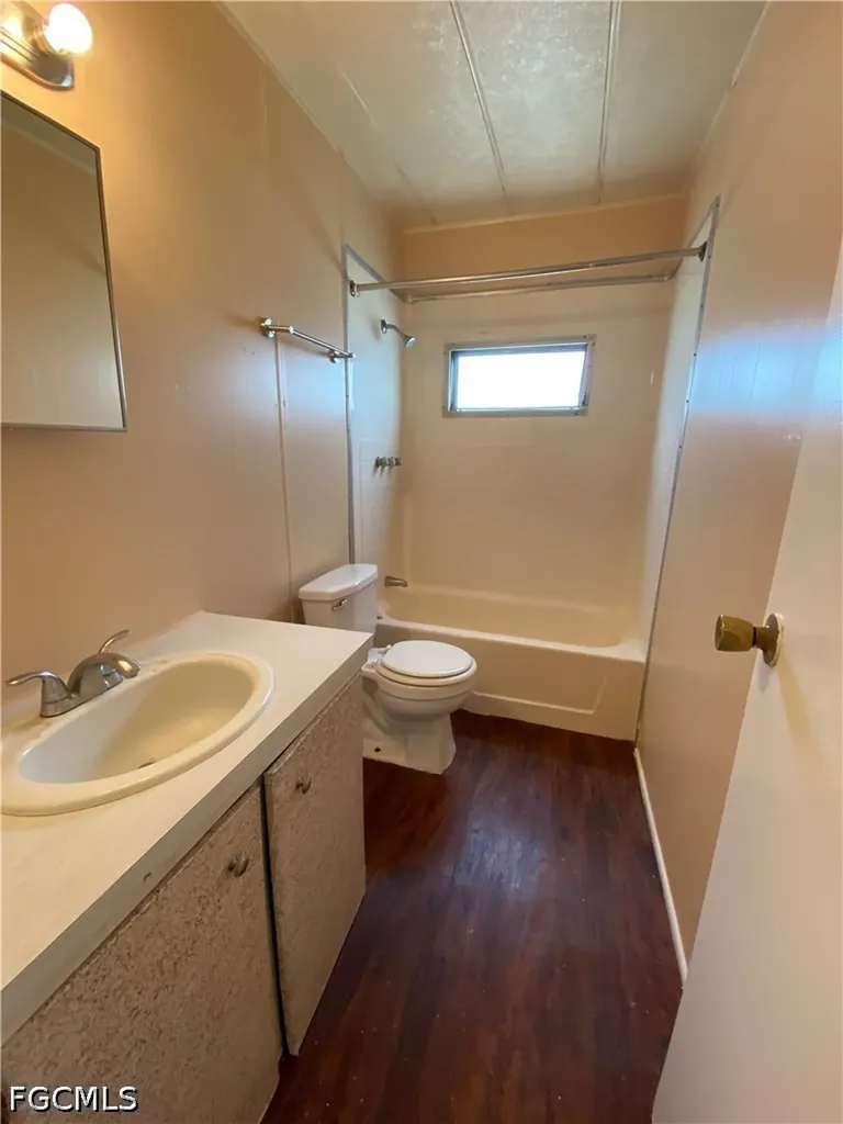 2211 Cantor Lane North Fort Myers FL 33917