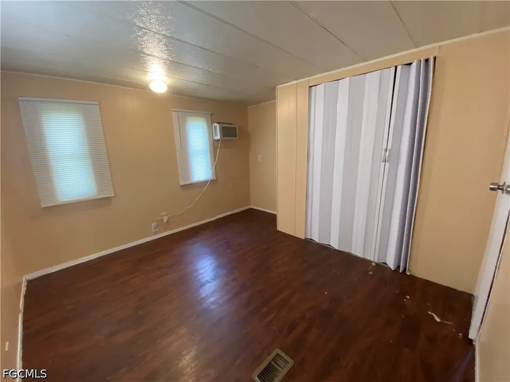 2211 Cantor Lane North Fort Myers FL 33917