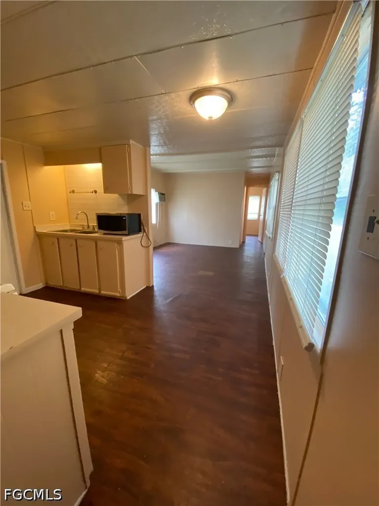 2211 Cantor Lane North Fort Myers FL 33917