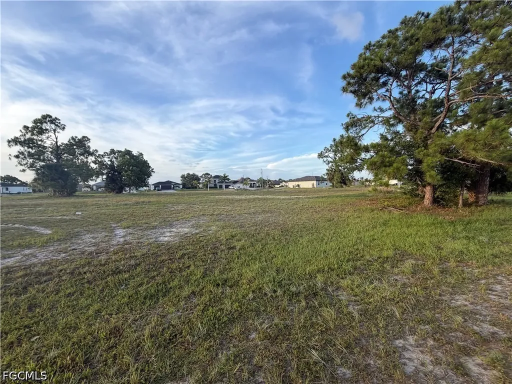 2613 NW 20th Terrace Cape Coral FL 33993
