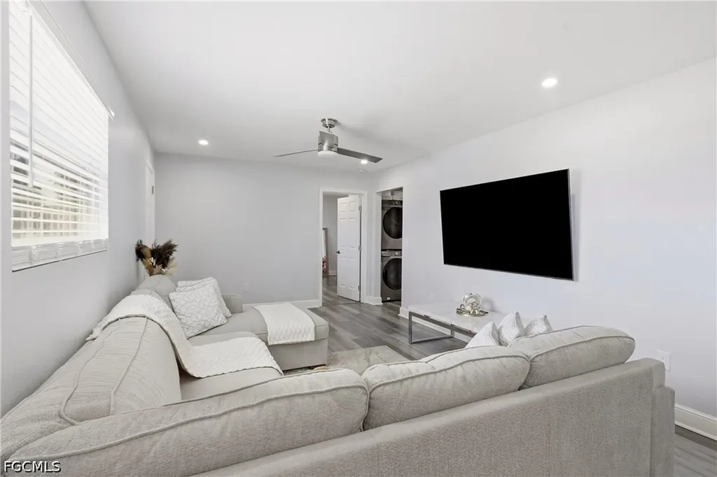 8338 Mcdaniel Drive North Fort Myers FL 33917