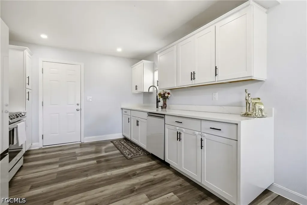 8338 Mcdaniel Drive North Fort Myers FL 33917