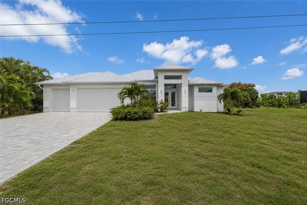 3818 SW 17th Avenue Cape Coral FL 33914