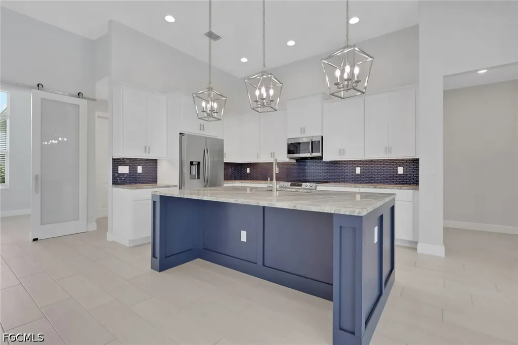 3818 SW 17th Avenue Cape Coral FL 33914