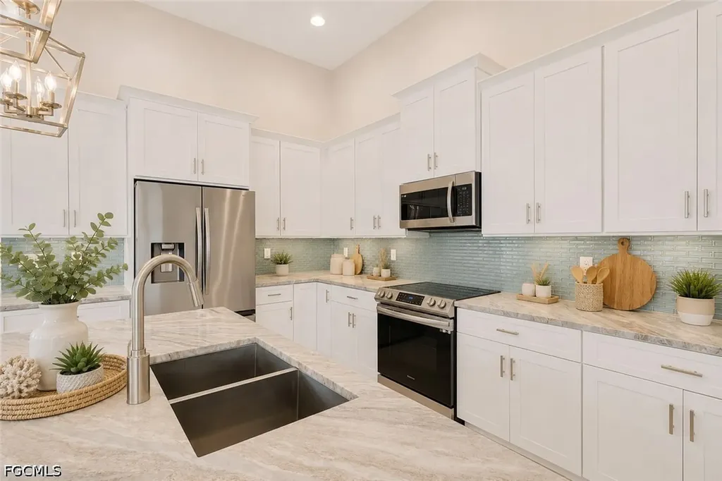 3818 SW 17th Avenue Cape Coral FL 33914