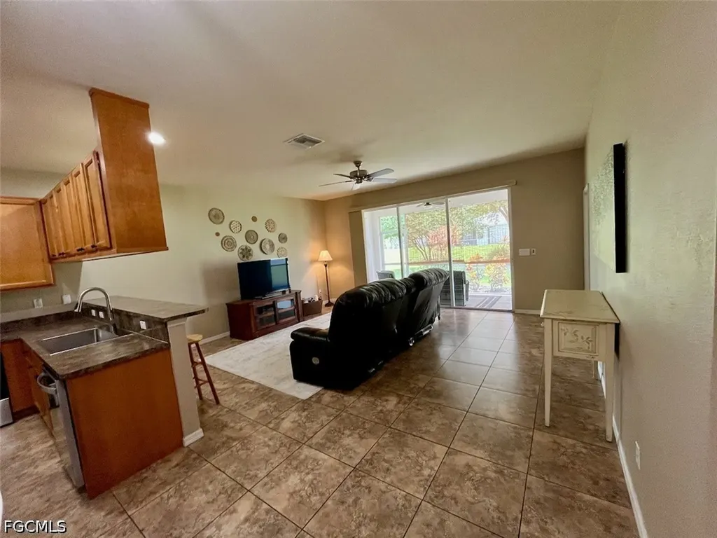 14122 Danpark Loop Fort Myers FL 33912