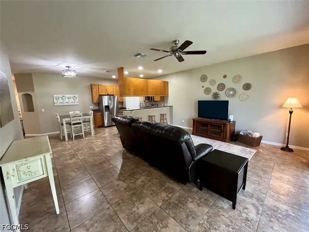 14122 Danpark Loop Fort Myers FL 33912