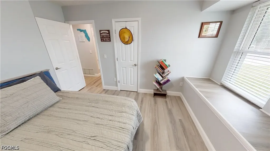 531 Lakemont Avenue NW Port Charlotte FL 33952