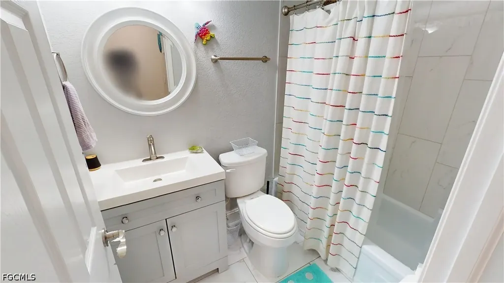 531 Lakemont Avenue NW Port Charlotte FL 33952