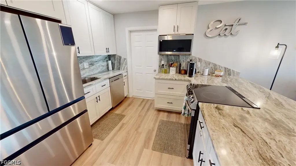 531 Lakemont Avenue NW Port Charlotte FL 33952