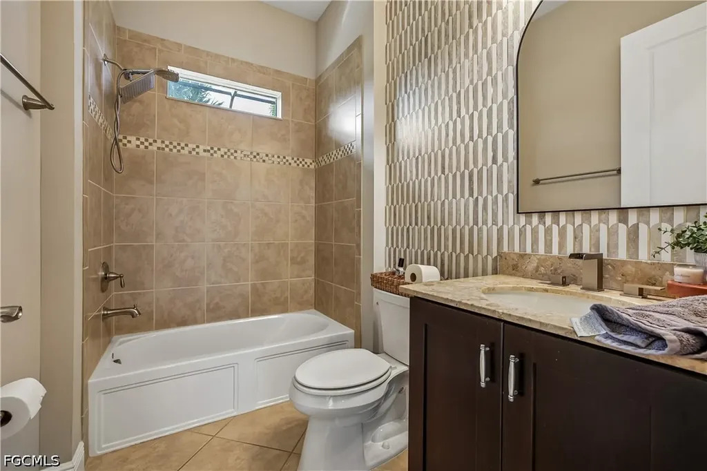10100 Belcrest Boulevard Fort Myers FL 33913