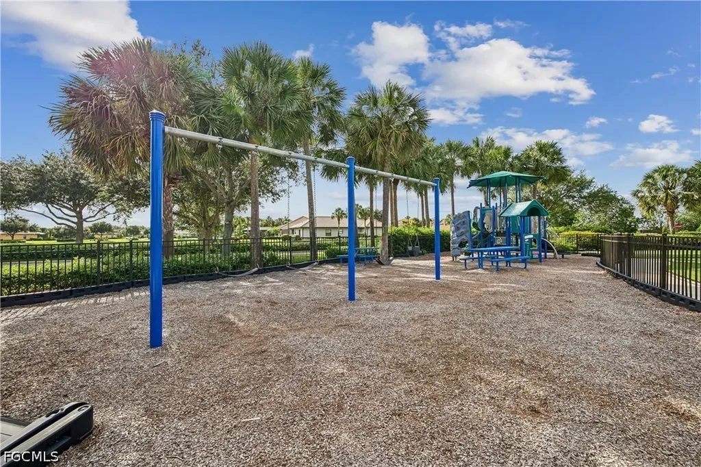 10100 Belcrest Boulevard Fort Myers FL 33913