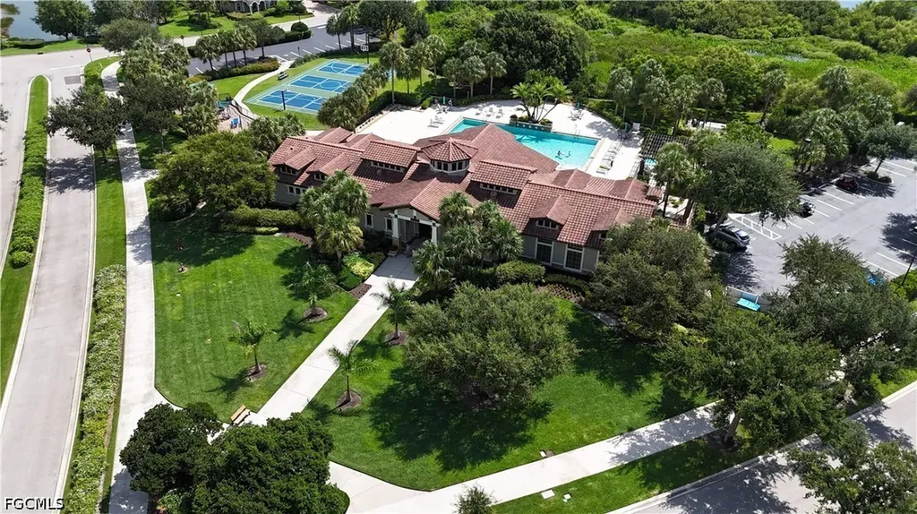 10100 Belcrest Boulevard Fort Myers FL 33913