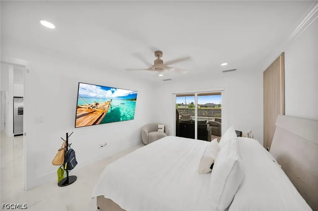 512 NW 24th Avenue Cape Coral FL 33993